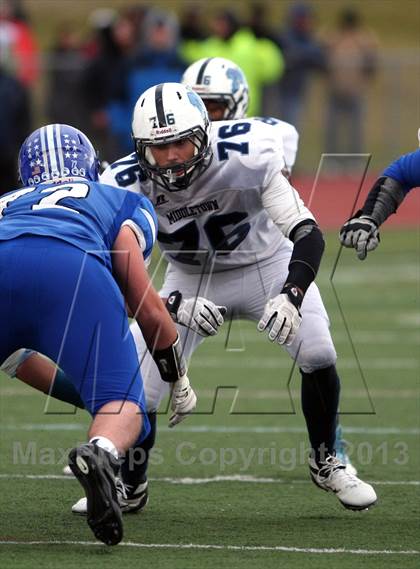 Thumbnail 1 in Middletown vs. Darien (CIAC Class L Semifinal) photogallery.
