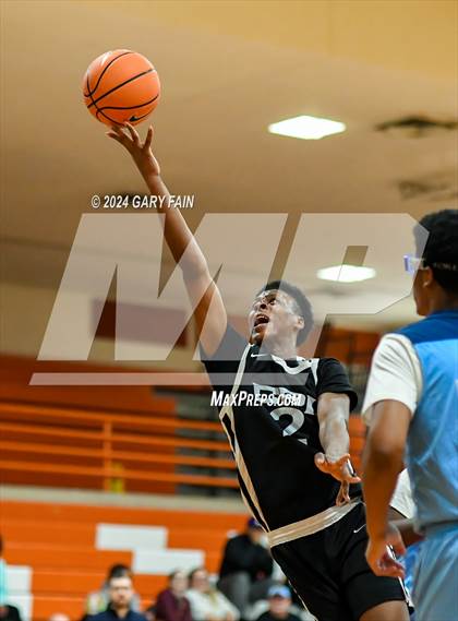 Thumbnail 2 in Charlotte Performance Institute vs. Hamilton Heights Christian Academy photogallery.