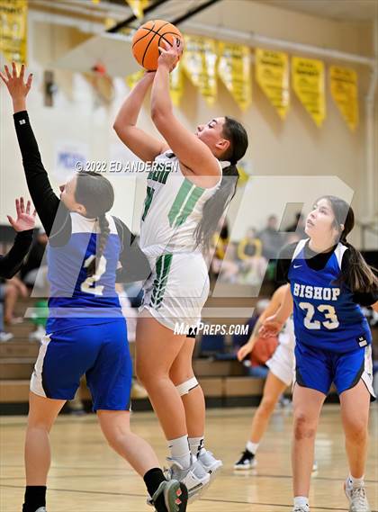 Thumbnail 2 in Churchill County vs. Bishop Union (Serpent Classic) photogallery.