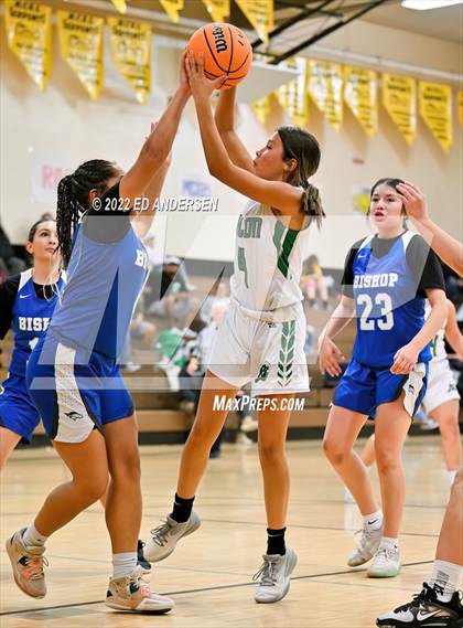 Thumbnail 1 in Churchill County vs. Bishop Union (Serpent Classic) photogallery.