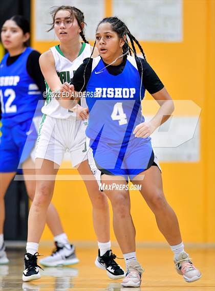 Thumbnail 2 in Churchill County vs. Bishop Union (Serpent Classic) photogallery.