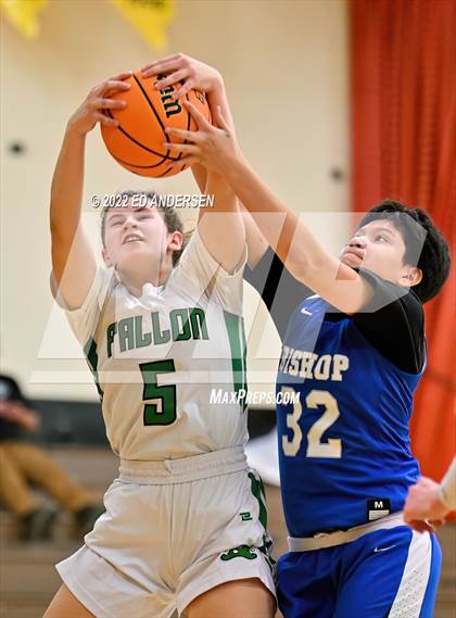 Thumbnail 2 in Churchill County vs. Bishop Union (Serpent Classic) photogallery.
