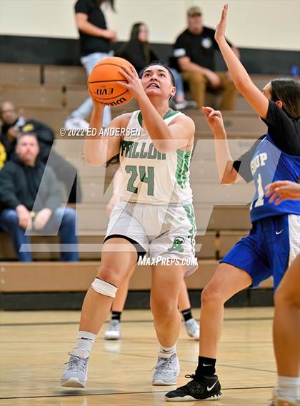 Thumbnail 2 in Churchill County vs. Bishop Union (Serpent Classic) photogallery.