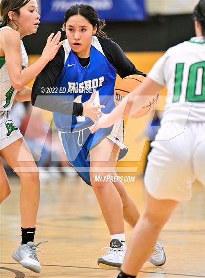 Thumbnail 3 in Churchill County vs. Bishop Union (Serpent Classic) photogallery.
