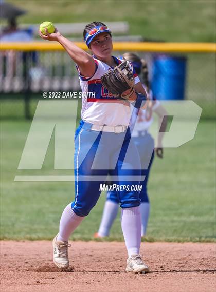 Thumbnail 2 in Jefferson vs Davenport Central (Jefferson Varsity Classic) photogallery.
