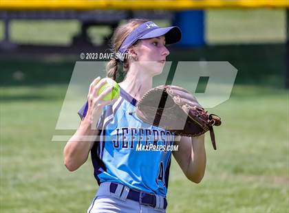Thumbnail 2 in Jefferson vs Davenport Central (Jefferson Varsity Classic) photogallery.