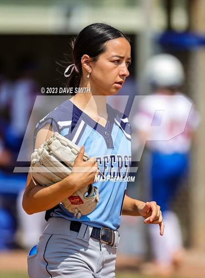 Thumbnail 1 in Jefferson vs Davenport Central (Jefferson Varsity Classic) photogallery.
