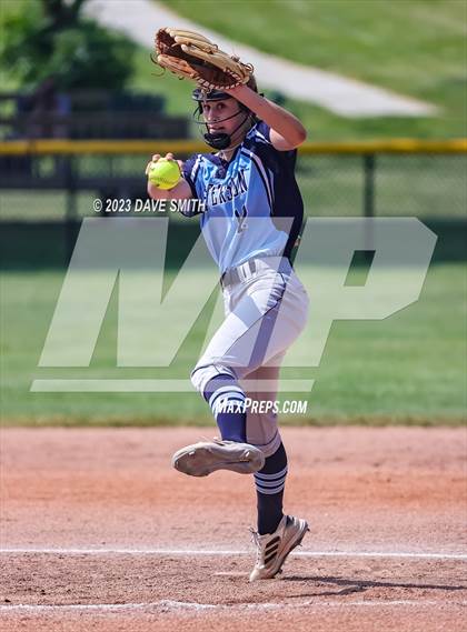 Thumbnail 3 in Jefferson vs Davenport Central (Jefferson Varsity Classic) photogallery.