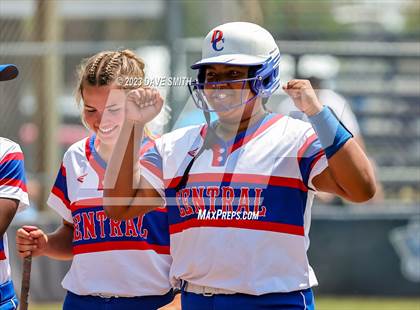 Thumbnail 2 in Jefferson vs Davenport Central (Jefferson Varsity Classic) photogallery.