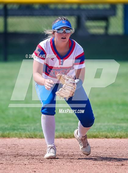 Thumbnail 2 in Jefferson vs Davenport Central (Jefferson Varsity Classic) photogallery.