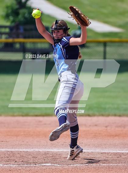 Thumbnail 3 in Jefferson vs Davenport Central (Jefferson Varsity Classic) photogallery.