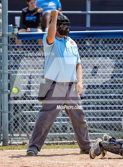 Thumbnail 2 in Jefferson vs Davenport Central (Jefferson Varsity Classic) photogallery.