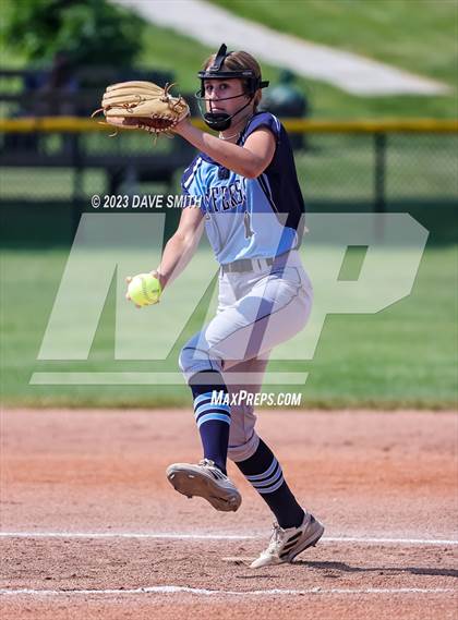 Thumbnail 2 in Jefferson vs Davenport Central (Jefferson Varsity Classic) photogallery.
