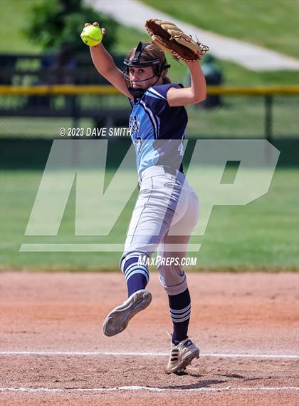 Thumbnail 3 in Jefferson vs Davenport Central (Jefferson Varsity Classic) photogallery.