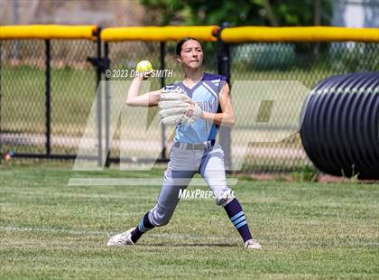 Thumbnail 2 in Jefferson vs Davenport Central (Jefferson Varsity Classic) photogallery.