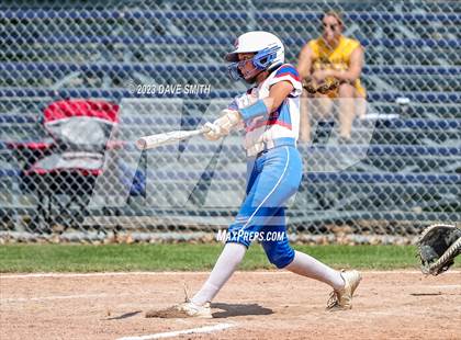 Thumbnail 1 in Jefferson vs Davenport Central (Jefferson Varsity Classic) photogallery.