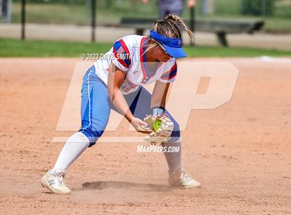Thumbnail 1 in Jefferson vs Davenport Central (Jefferson Varsity Classic) photogallery.