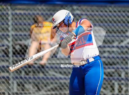 Thumbnail 1 in Jefferson vs Davenport Central (Jefferson Varsity Classic) photogallery.