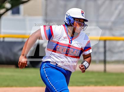 Thumbnail 3 in Jefferson vs Davenport Central (Jefferson Varsity Classic) photogallery.