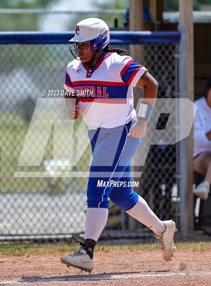 Thumbnail 2 in Jefferson vs Davenport Central (Jefferson Varsity Classic) photogallery.