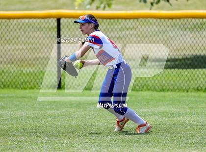 Thumbnail 3 in Jefferson vs Davenport Central (Jefferson Varsity Classic) photogallery.