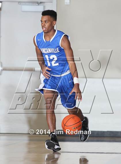 Thumbnail 2 in Duncanville vs. Lancaster (McDonald's Texas Invitational) photogallery.