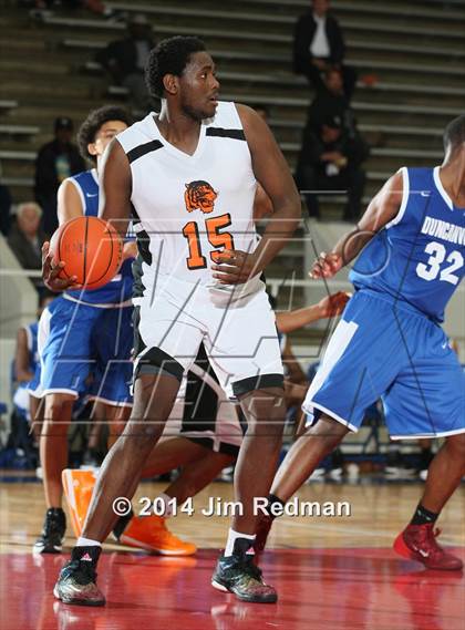 Thumbnail 3 in Duncanville vs. Lancaster (McDonald's Texas Invitational) photogallery.
