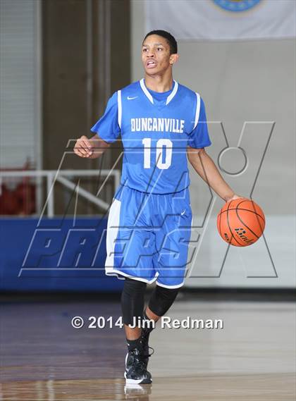 Thumbnail 2 in Duncanville vs. Lancaster (McDonald's Texas Invitational) photogallery.