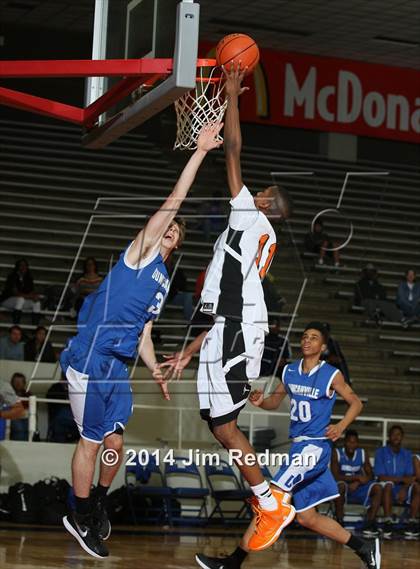 Thumbnail 1 in Duncanville vs. Lancaster (McDonald's Texas Invitational) photogallery.