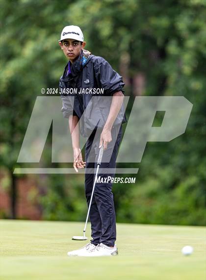 Thumbnail 3 in NCHSAA 4A Finals (Round 2) photogallery.