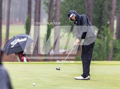 Thumbnail 1 in NCHSAA 4A Finals (Round 2) photogallery.