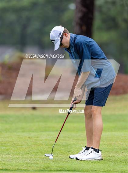Thumbnail 2 in NCHSAA 4A Finals (Round 2) photogallery.