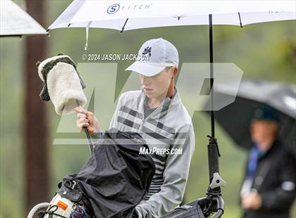 Thumbnail 1 in NCHSAA 4A Finals (Round 2) photogallery.