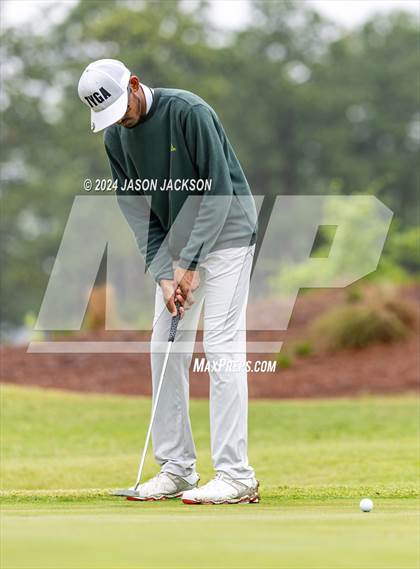 Thumbnail 1 in NCHSAA 4A Finals (Round 2) photogallery.