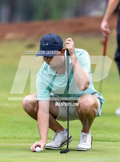 Thumbnail 2 in NCHSAA 4A Finals (Round 2) photogallery.