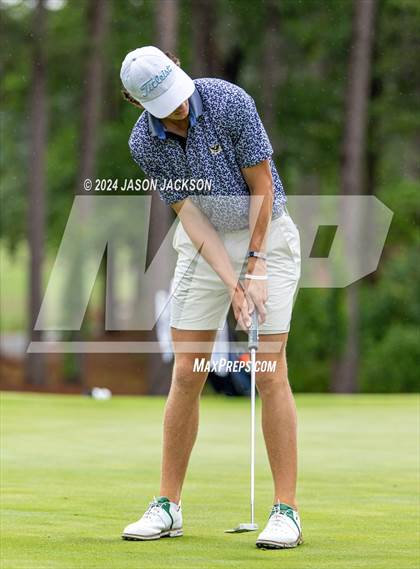 Thumbnail 2 in NCHSAA 4A Finals (Round 2) photogallery.