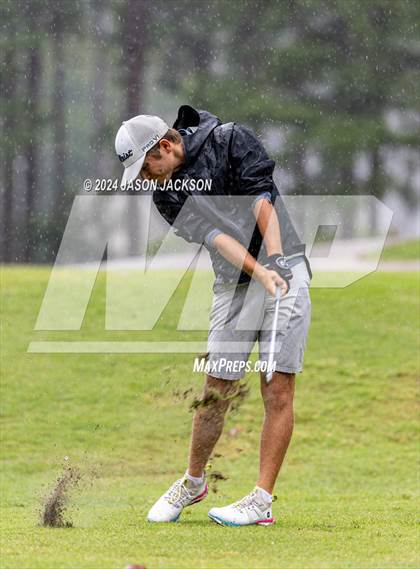 Thumbnail 3 in NCHSAA 4A Finals (Round 2) photogallery.