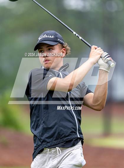Thumbnail 2 in NCHSAA 4A Finals (Round 2) photogallery.