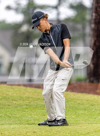 Thumbnail 1 in NCHSAA 4A Finals (Round 2) photogallery.