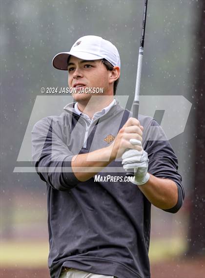 Thumbnail 1 in NCHSAA 4A Finals (Round 2) photogallery.