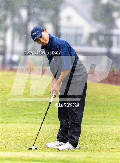 Thumbnail 1 in NCHSAA 4A Finals (Round 2) photogallery.