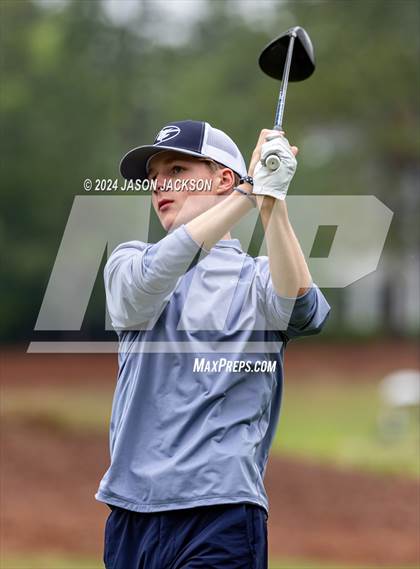 Thumbnail 3 in NCHSAA 4A Finals (Round 2) photogallery.