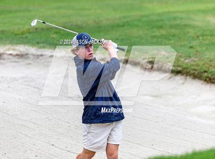 Thumbnail 2 in NCHSAA 4A Finals (Round 2) photogallery.
