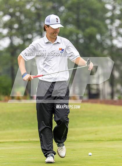 Thumbnail 1 in NCHSAA 4A Finals (Round 2) photogallery.