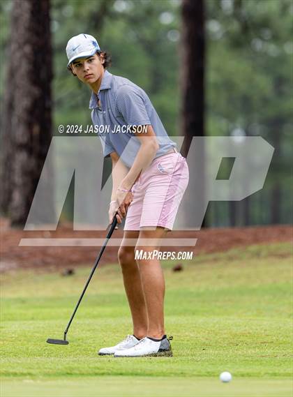 Thumbnail 1 in NCHSAA 4A Finals (Round 2) photogallery.