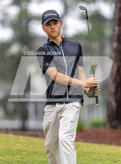 Thumbnail 3 in NCHSAA 4A Finals (Round 2) photogallery.
