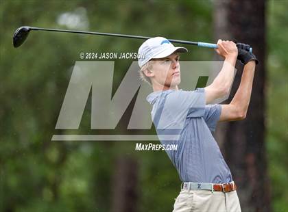 Thumbnail 1 in NCHSAA 4A Finals (Round 2) photogallery.