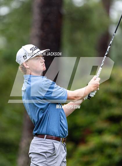 Thumbnail 2 in NCHSAA 4A Finals (Round 2) photogallery.