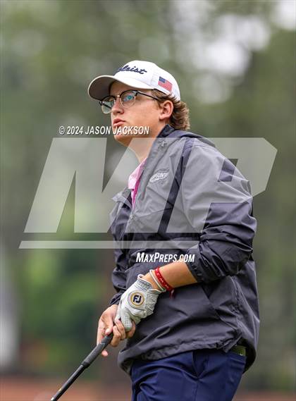 Thumbnail 3 in NCHSAA 4A Finals (Round 2) photogallery.