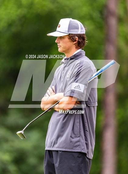 Thumbnail 3 in NCHSAA 4A Finals (Round 2) photogallery.